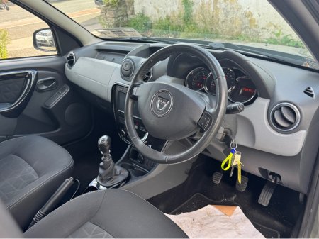2015 Dacia Duster High spec.low mileage €8,800