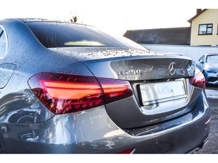 2025 Mercedes-Benz A Class A250e AMG Premium Saloon thumbnail