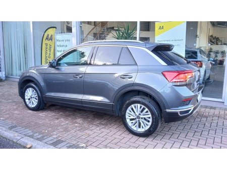 2021 Volkswagen T-Roc 1.0 TSI 110bhp Design, Rear Camera, 1 Owner. €22,750 thumbnail