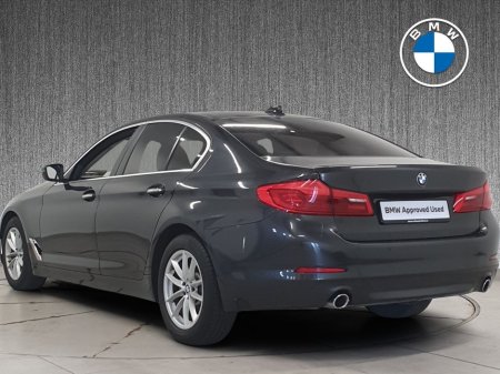 2017 BMW 5 Series 520d SE Saloon €23,995