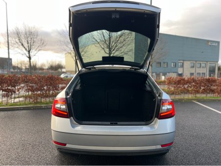 2018 Skoda Octavia 2.0 TDI DSG *FRESH NCT* €11,995 thumbnail