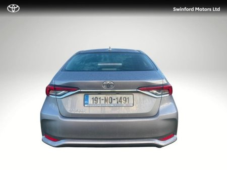 2019 Toyota Corolla COROLLA 1.6P AURA SALOON €18,950