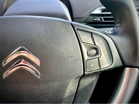 2018 Citroen Grand C4 Picasso FEEL BLUEHDI 120 4DR €13,950 thumbnail