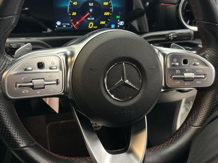 2019 Mercedes-Benz A Class A 180 d AMG LINE A/T | Reversing Camera, Sports seats €25,950 thumbnail