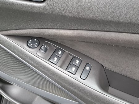 2022 Opel Crossland ULTIMATE 1.5TD 110BHP **LEATHER/SUEDE INTERIOR"" €19,950 thumbnail