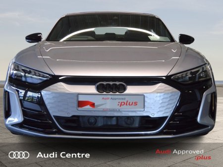 2023 Audi e-tron GT quattro GT Quattro €67,499