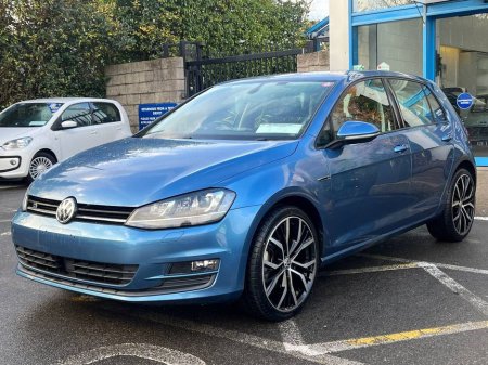 2014 Volkswagen Golf R-LINE PACK 1.2 TSI // LOW MILEAGE // ADAPTIVE CRUISE CONTROL // NEW 19" DIAMOND CUT ALLOYS €13,950 thumbnail