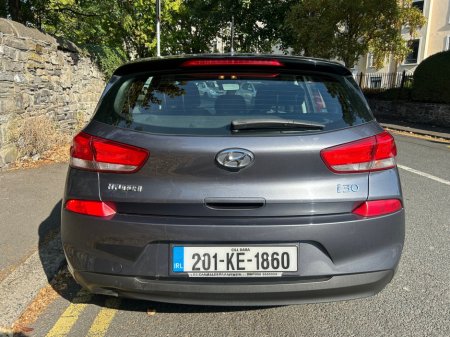 2020 Hyundai i30 i30 PETROL SERVICE HISTORY €16,495 thumbnail