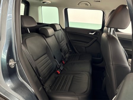 2016 Skoda Yeti OUTDOOR 2.0 TDI**TOUCHSCREEN BLUETOOTH MEDIA**MULTIFUNCTIONAL STEERING WHEEL**HEATED LEATHER SEATS**CRUISE CONTROL**PARKING SENSORS**AIR CONDTIONING**ELECTRIC WINDOWS **ISOFIX**FINANCE AVAILABLE** €11,995 thumbnail