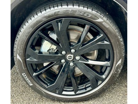 2025 Volvo XC60 ++SOLD++ + T6 PHEV A RECHARGE PLUS EDITION AWD BLACK thumbnail