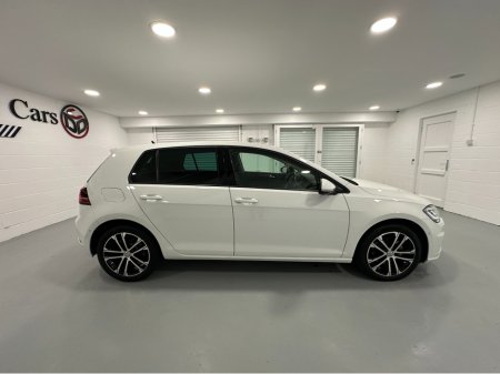 2020 Volkswagen Golf (201) GOLF 2.0TDI COMFORTLINE 150BHP DSG LOW KMS VW/AUDI SPECIALISTS WWW.DENISDARCYCARS.IE €24,950 thumbnail