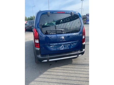 2025 Peugeot Rifter Allure RE LWB - 3S + WC Auto €40,950