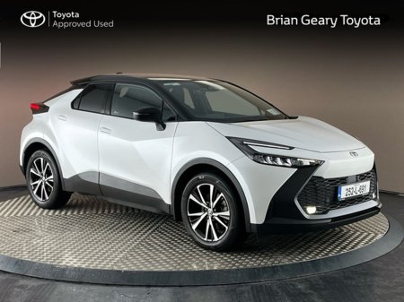 2025 Toyota C-HR C-HR PHEV SPORT+