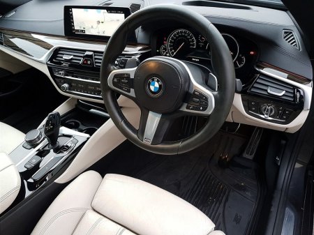 2017 BMW 5 Series 520d M Sport €29,995 thumbnail