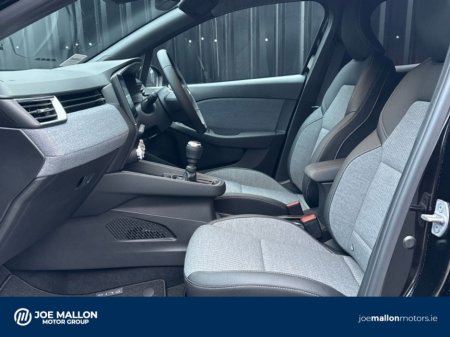 2026 Renault Clio TCe 90 DFull Techno €29,845 thumbnail