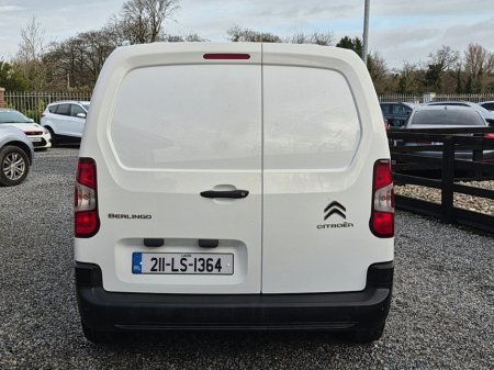 2021 Citroen Berlingo Enterprise 650 Van 1.5 Diesel with 3 seats in front and side loading door. thumbnail
