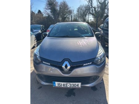 2015 Renault Clio IV EXPRESSION 1.2 PET 4DR €8,950