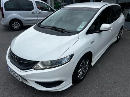 2016 Honda Jade AUTO Hybrid 6 SEATER, Touch Screen, Reverse Camera €12,950