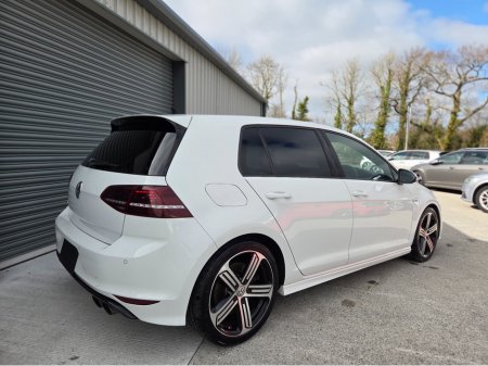 2016 Volkswagen Golf R 4MOTION 2.0 TSI AUTO €26,950
