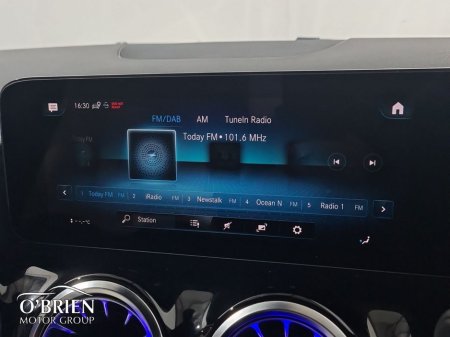 2023 Mercedes-Benz GLA Class GLA PHEV 250e A/T Progressive €41,900 thumbnail