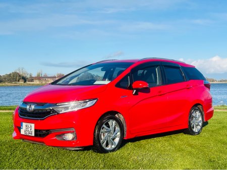 2015 Honda Shuttle 1.5 HYBRID AUTOMATIC   NEW MODEL €10,900