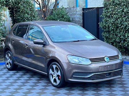 2016 Volkswagen Polo COMFORTLINE 1.2 TSI // 16" GTI ALLOYS // REVERSE CAMERA // ADAPTIVE CRUISE CONTROL €12,900 thumbnail