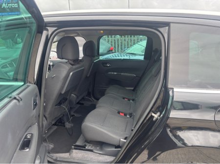 2014 Peugeot 5008 1.6 HDI Automatic 7 seats €10,995