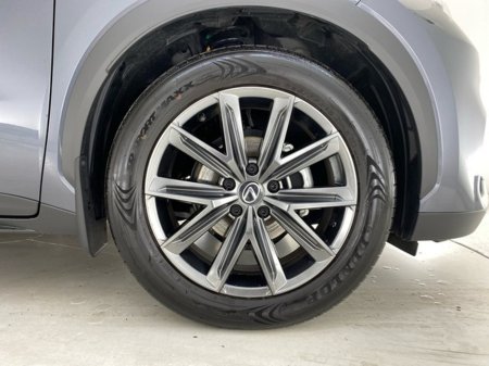 2025 Lexus LBX Elegant €39,950 thumbnail