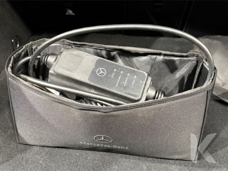 2022 Mercedes-Benz EQA EQA 250 AMG LINE - HEATED SEATS - REVERSE CAMERA - AMBIENT LIGHTING - ELECTRIC TAILGATE €28,950 thumbnail