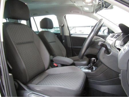 2016 Volkswagen Tiguan **AUTO**ONLY 47,000 MILES**20