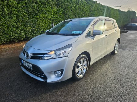 2015 Toyota Verso 1.6 D-4D ICON 5DR