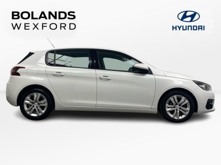 2020 Peugeot 308 1.5 BlueHDi 100bhp Active €16,995