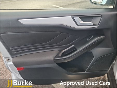 2021 Ford Focus 1.5 TDCi 120PS Zetec €20,950 thumbnail