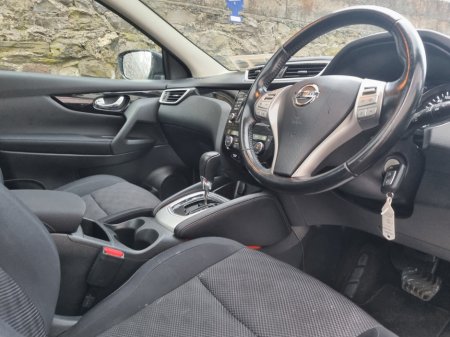 2017 Nissan Qashqai 1.6 DSL SV CVT €10,499