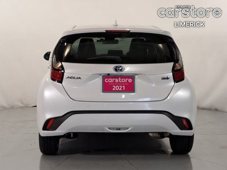 2021 Toyota Aqua 1.5 HYBRID 5DR €16,880
