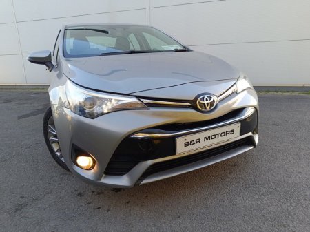 2016 Toyota Avensis 2.0 D-4D (143) Luna Navi €11,950