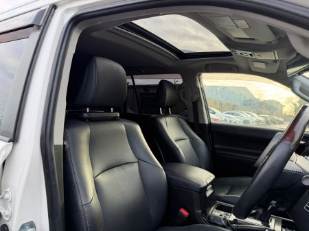 2017 Toyota Landcruiser  thumbnail