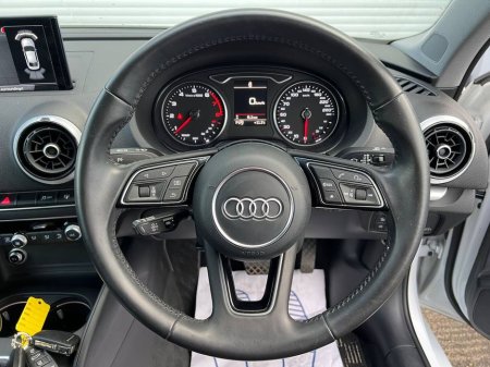 2017 Audi A3 S-LINE PACK 1.4 TFSI AUTO // VERY LOW MILEAGE // 18