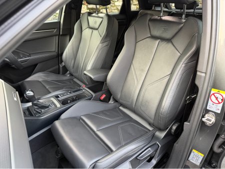 2024 Audi Q3 S LINE 45 TFSI E//LOW MILEAGE//FULL LEATHER//REVERSE CAMERA//FINANCE PACKAGES// €46,950 thumbnail