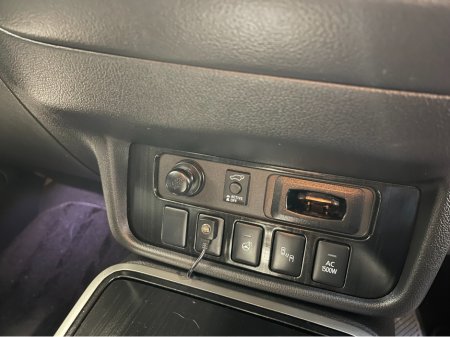 2017 Mitsubishi Outlander (Very Low Kms) HYBRID 2.0 PHEV AUTOMATIC 5DR MODEL  www.bolandscarcentre.ie €18,900 thumbnail