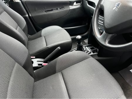 2011 Peugeot 207 1.4 SE 94 BHP LOW KM €2,900 thumbnail