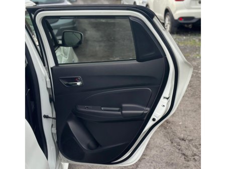 2018 Suzuki Swift RS 1.2L Automatic Petrol Hybrid (4327) €13,995 thumbnail