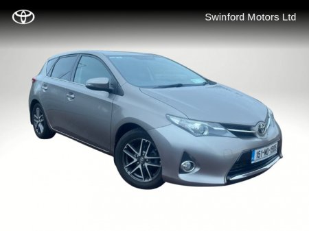 2015 Toyota Auris AURIS 1.4D-4D SOL €13,950