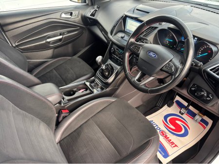 2018 Ford Kuga 1.5 TDCI 120PS ST-LINE - Sunroof