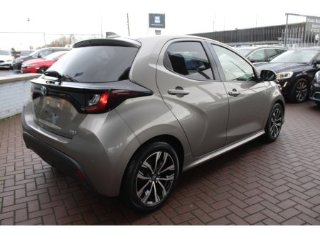 2020 Toyota Yaris SELF CHARGING HYBRID SOL 5DR HATCHBACK  // 1 OWNER IN AS NEW CONDITION // BUY WITH CONFIDENCE AA AND SIMI APPROVED DEALER 2025 // FINANCE ARRANGED // ALL TRADE INS WELCOME // €18,950