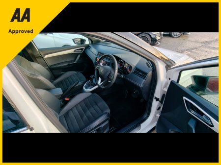 2021 SEAT Arona 2021 1.0 TSI 110HP DSG XCELLENCE 5DR AUTO €17,950 thumbnail