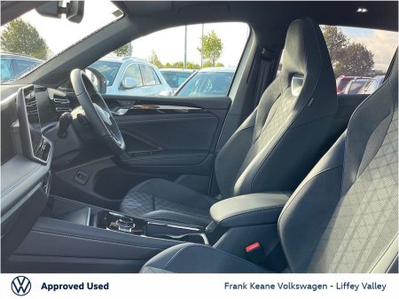 2025 Volkswagen Tiguan R-LINE AUTO 2.0TDI 150BHP *SUNROOF* *PURE WHITE* *DEMO SALE*COVENTRY ALLOYS* *REAR VIEW CAMERA* *PCP AVAILABLE* €57,995