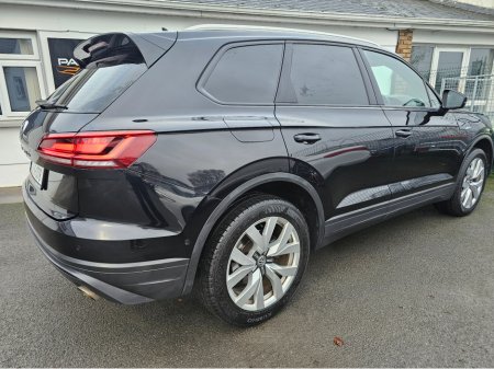 2019 Volkswagen Touareg 3.0 TDI 4M 231HP 4DR A AUTO €26,950 thumbnail