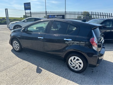 2019 Toyota Aqua SELF CHARGING HYBRID €14,995