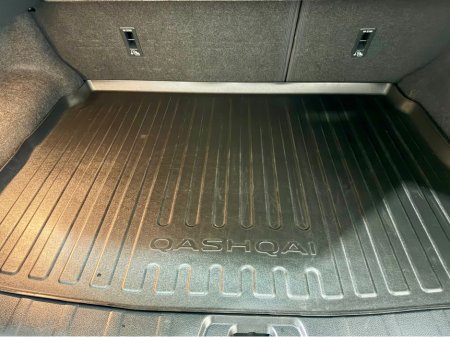 2019 Nissan Qashqai 1.5 SV PREMIUM MY19 4DR €16,940 thumbnail